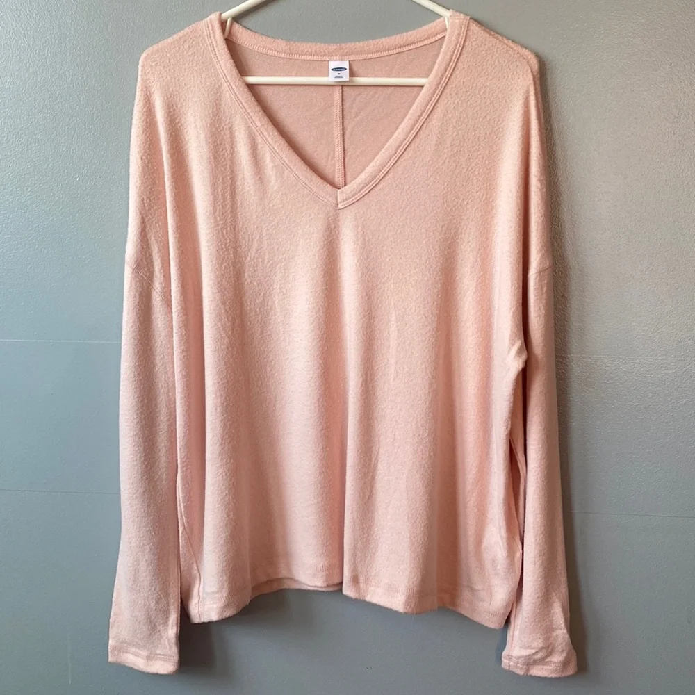NWOT Old Navy Plush Sweater - Picture 1 of 4